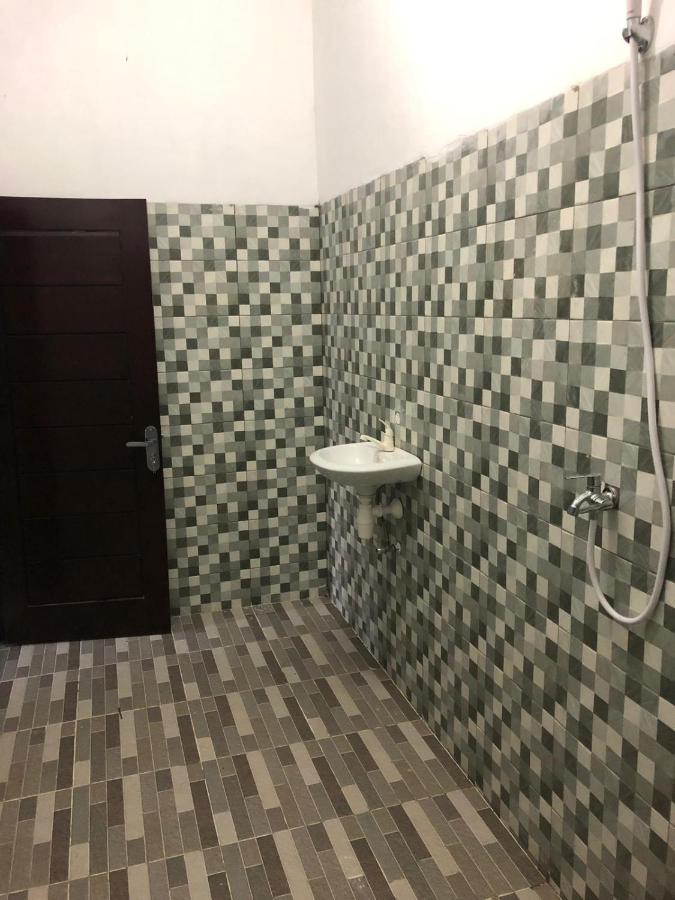 Ariata Arya Hostel Kuta  エクステリア 写真