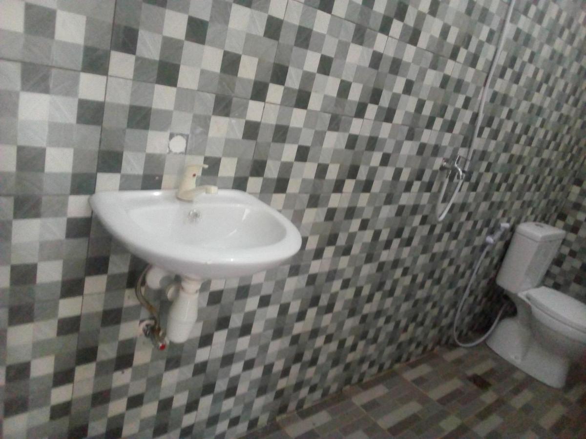 Ariata Arya Hostel Kuta  エクステリア 写真