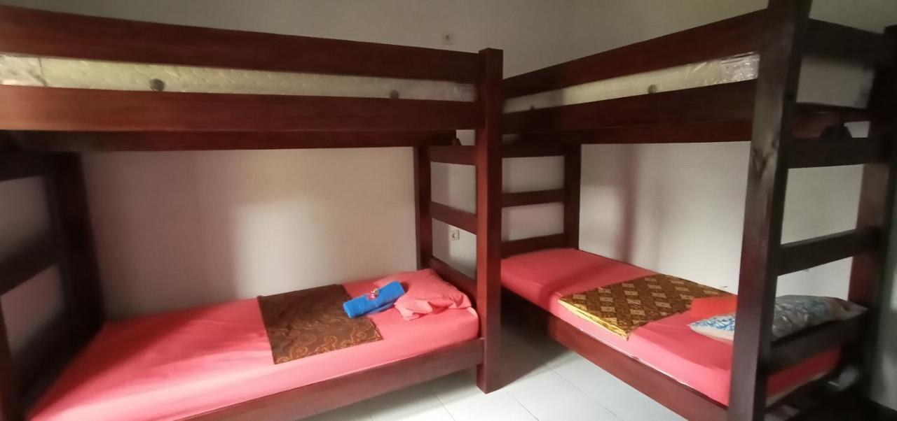 Ariata Arya Hostel Kuta  エクステリア 写真